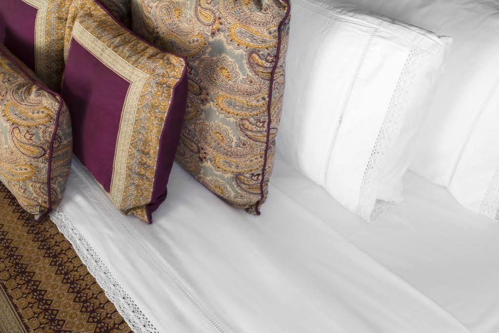 فندق مانيومباثي كولمبو المظهر الخارجي الصورة